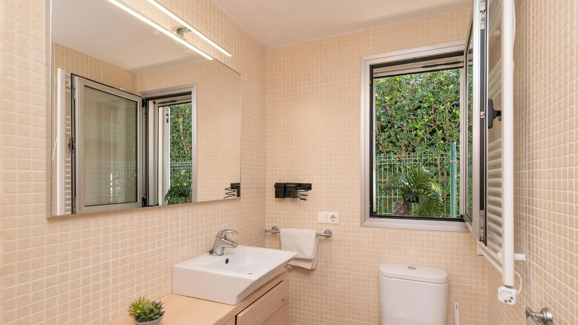 Solar 198 Bonaire By Sealand Villas Alcudia
